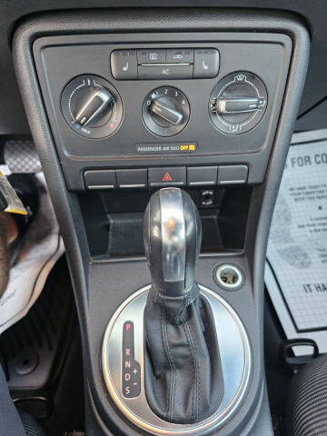 2012 Volkswagen Beetle 2.5L