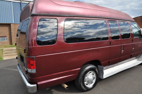 2010 Ford E-Series E-350 SD XLT