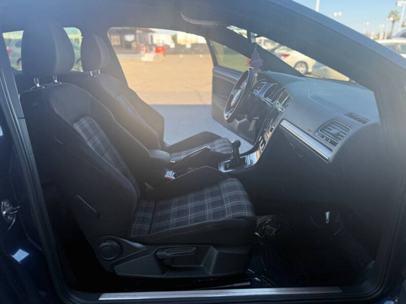 2015 Volkswagen Golf GTI S