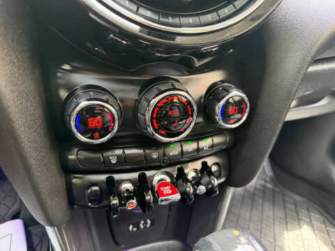 2017 MINI Hardtop 2 Door Cooper