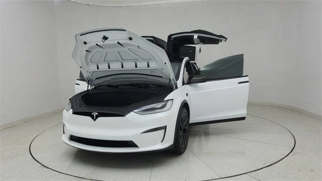 2022 Tesla Model X Plaid