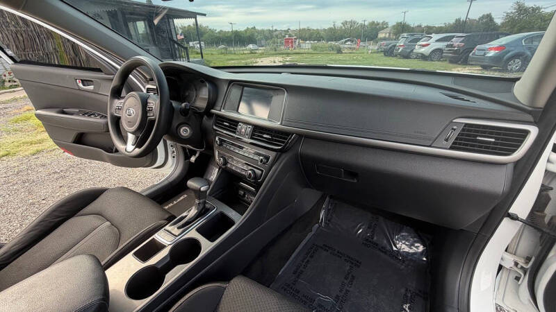2018 Kia Optima LX