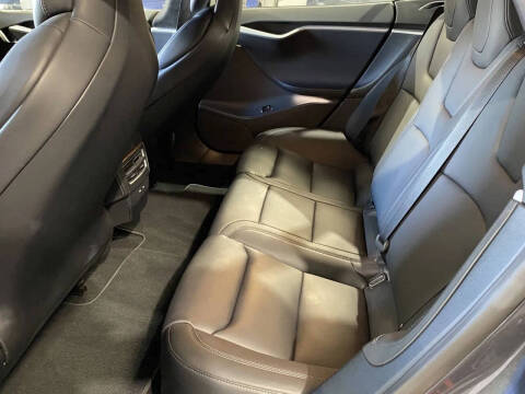 2017 Tesla Model S 75D