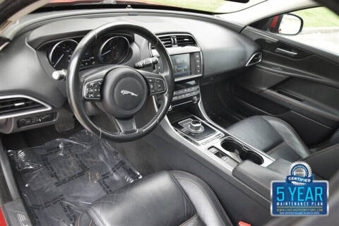 2017 Jaguar XE 25t Prestige