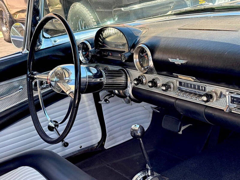 1955 Ford Thunderbird