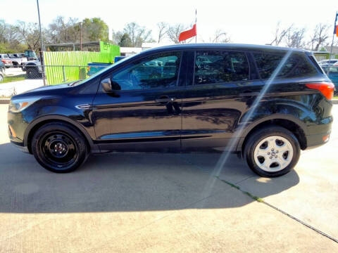 2019 Ford Escape S