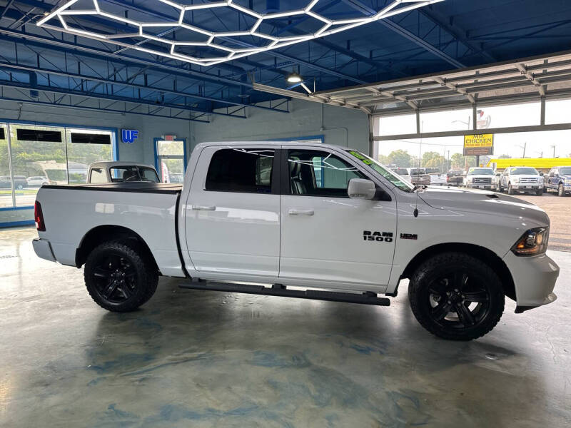 2018 RAM 1500 Sport
