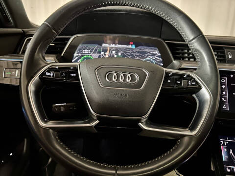 2019 Audi e-tron quattro Prestige