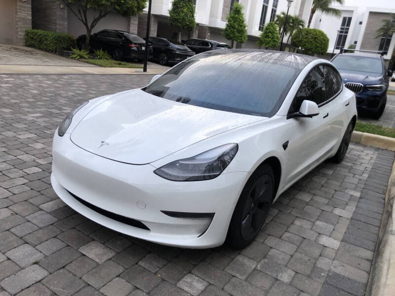 2021 Tesla Model 3 Standard Range Plus