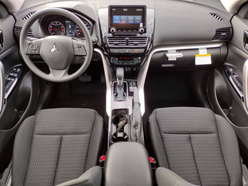 2026 Mitsubishi Eclipse Cross LE