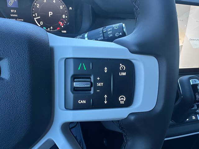 2025 Land Rover Defender 110 P500 X-Dynamic SE