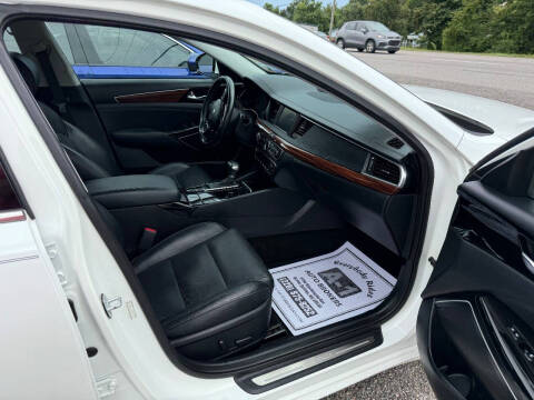 2017 Kia Cadenza Premium