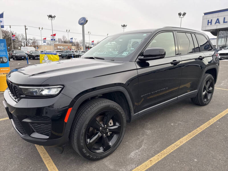 2023 Jeep Grand Cherokee Altitude