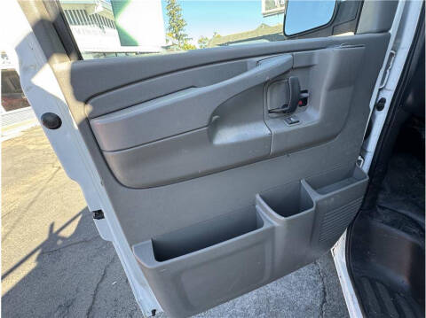 2003 GMC Savana 2500