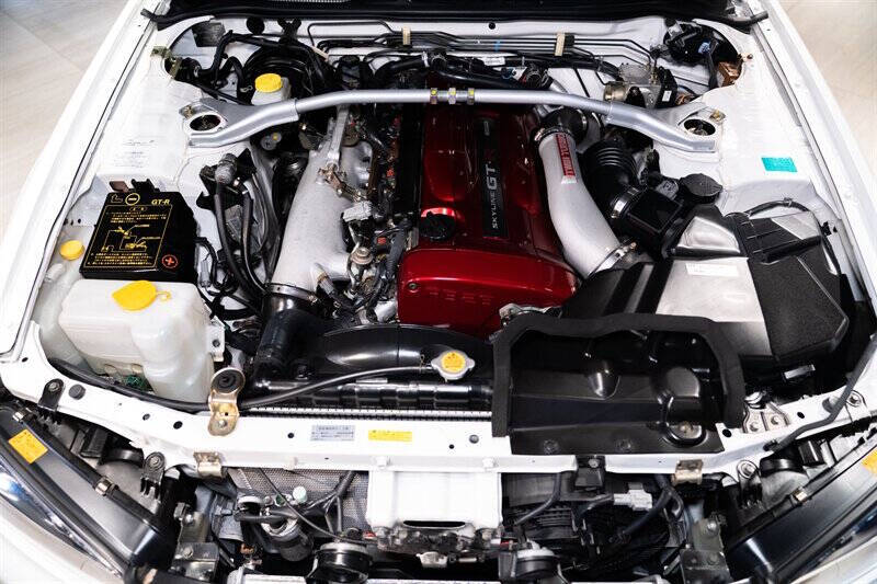 2000 Nissan GT-R