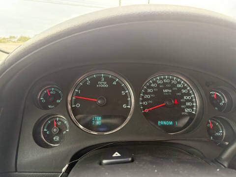 2012 Chevrolet Suburban LS 2500