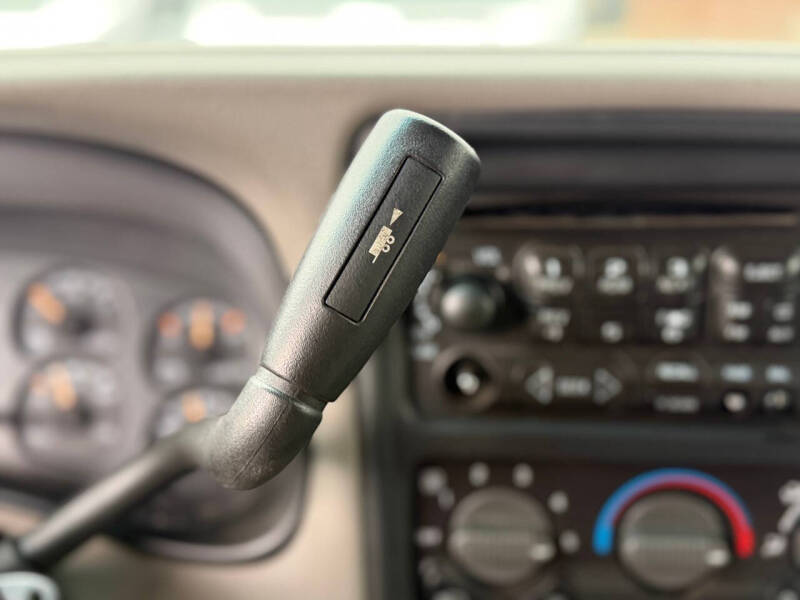 2002 Chevrolet Silverado 3500 LS