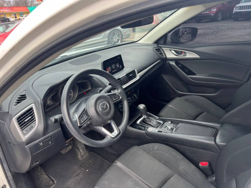 2017 Mazda MAZDA3 Sport