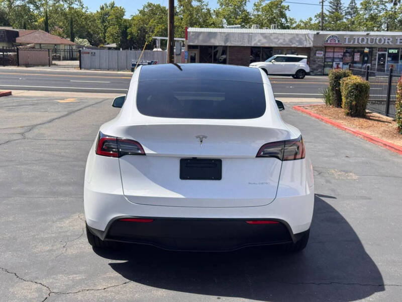 2024 Tesla Model Y Long Range