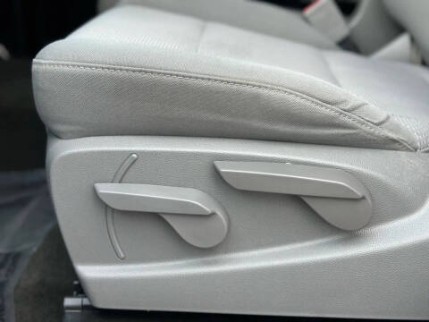 2017 Chevrolet Silverado 1500 Custom