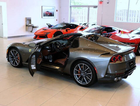 2021 Ferrari 812 GTS