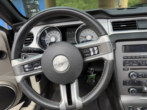 2011 Ford Mustang V6 Premium