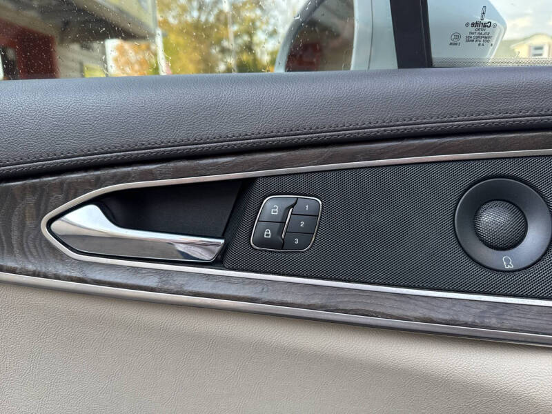 2019 Lincoln Nautilus Reserve