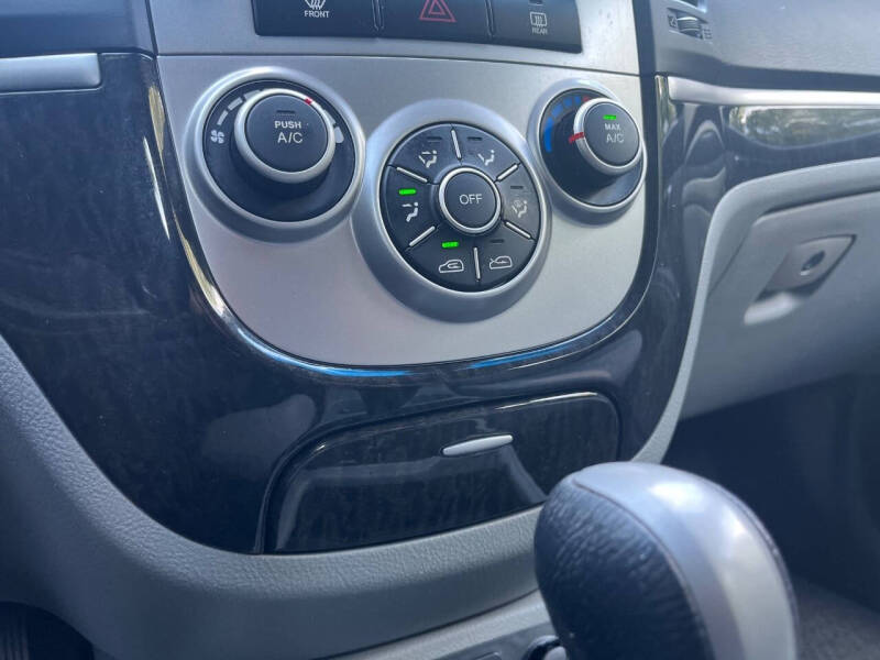 2009 Hyundai Santa Fe SE