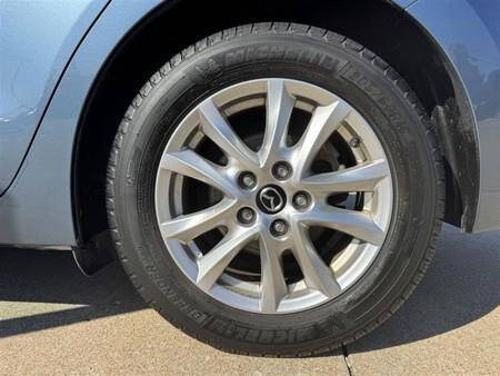 2015 Mazda MAZDA3 i Touring