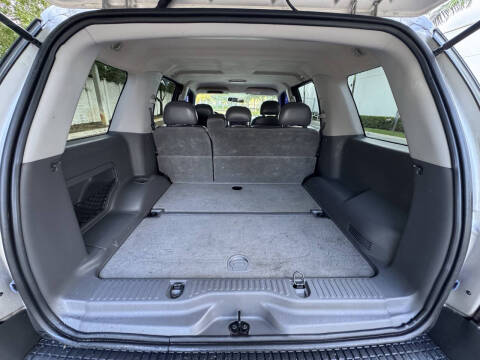 2003 Ford Explorer XLS