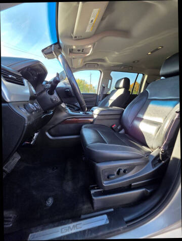 2017 GMC Yukon XL SLT