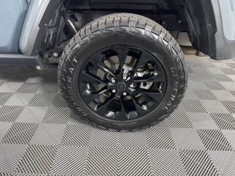 2024 Jeep Gladiator NightHawk