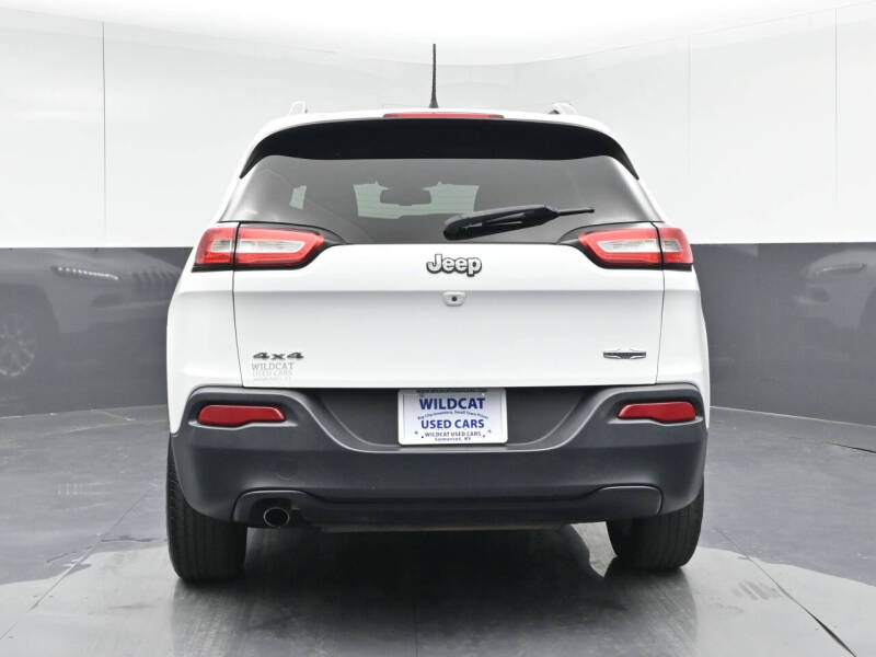2016 Jeep Cherokee