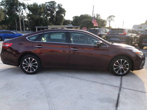 2017 Toyota Avalon XLE