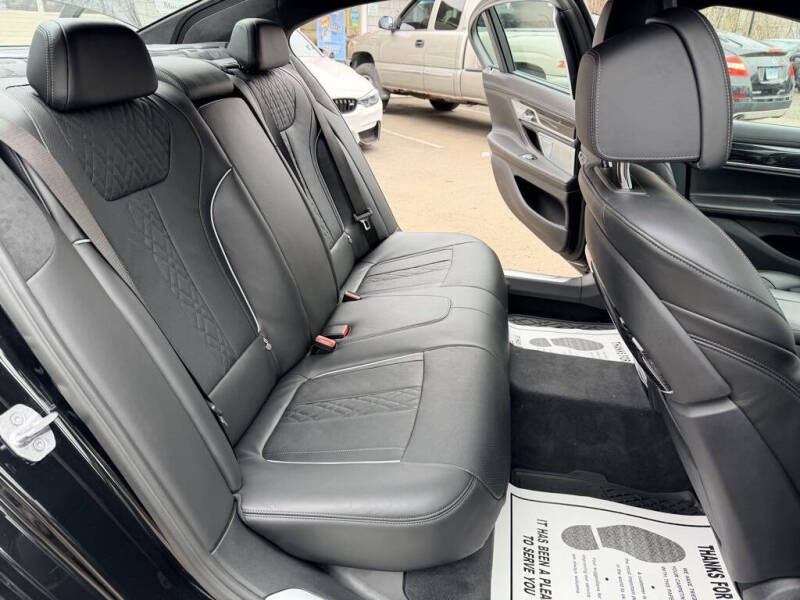 2017 BMW 7 Series 750i