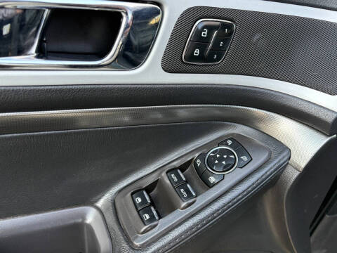 2013 Ford Explorer Sport