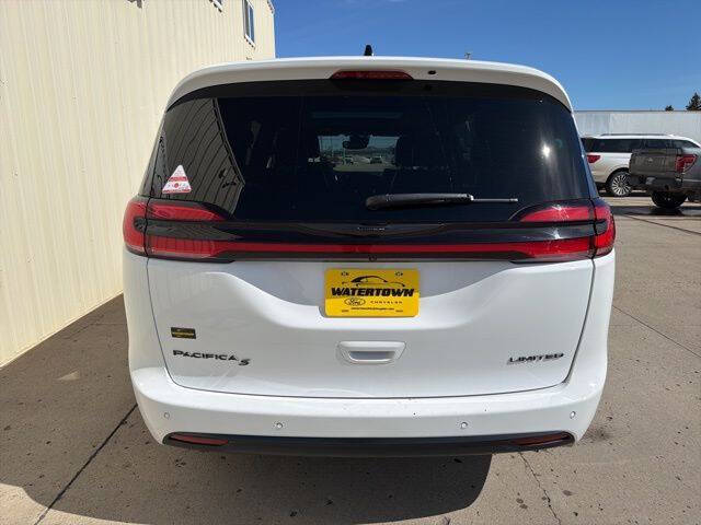 2025 Chrysler Pacifica Limited