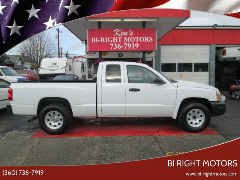 2006 Dodge Dakota for sale at Bi Right Motors in Centralia WA