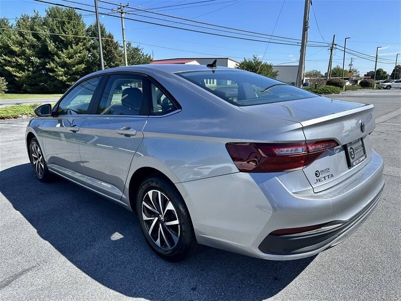 2024 Volkswagen Jetta S