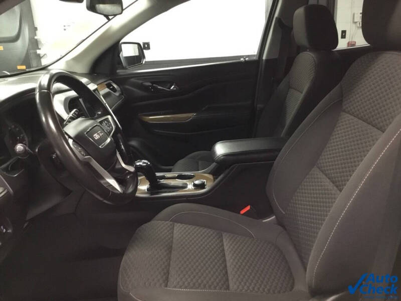 2019 GMC Acadia SLE-2