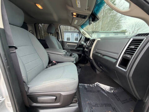 2015 RAM 1500 SLT