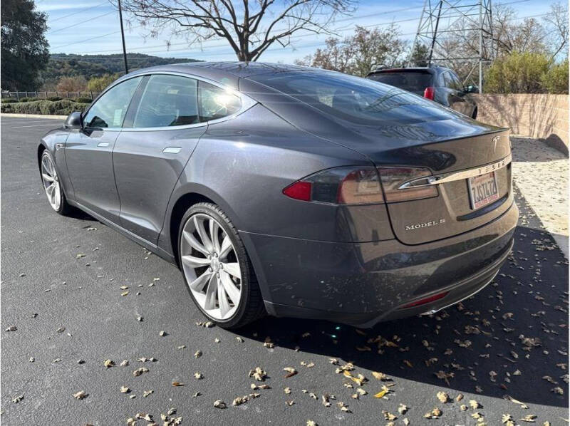 2014 Tesla Model S