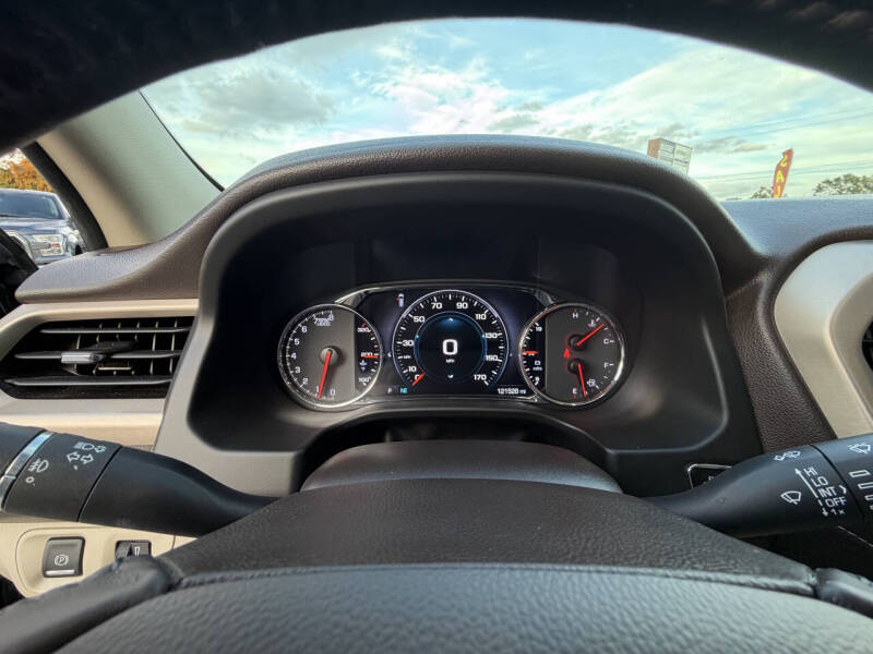 2017 GMC Acadia Denali