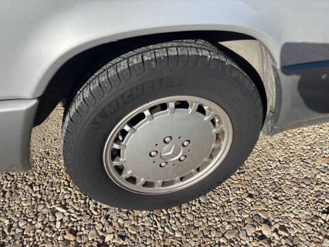 1989 Mercedes-Benz 300-Class 300 CE