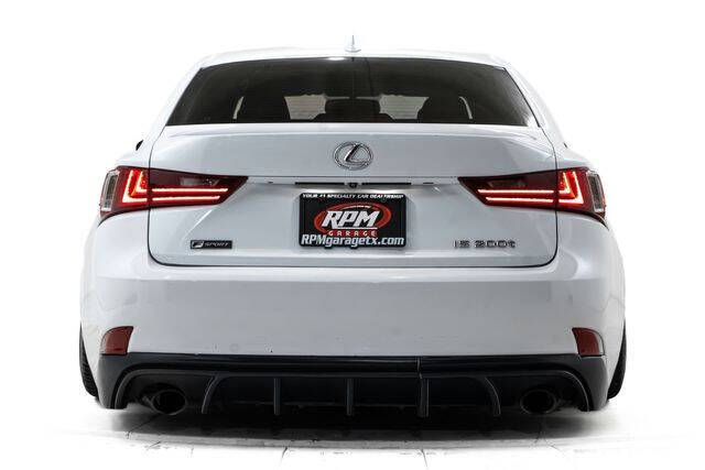 2016 Lexus IS 200t