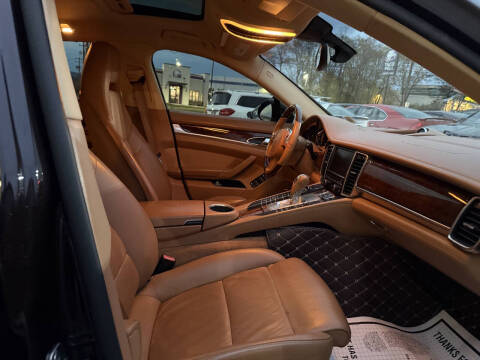 2012 Porsche Panamera 4