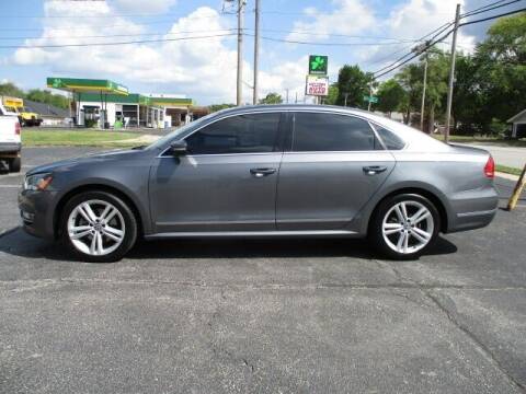 2014 Volkswagen Passat for sale at Pinnacle Investments LLC in Lees Summit MO