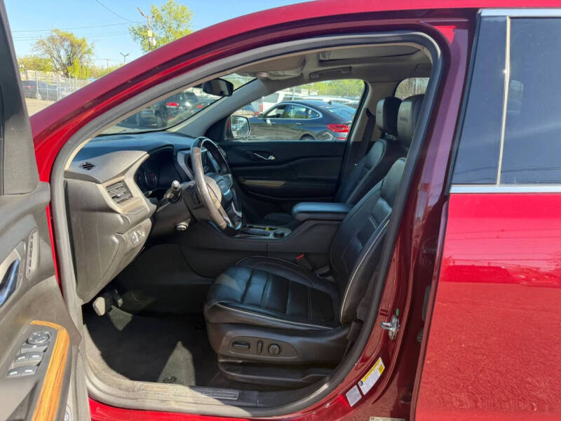 2017 GMC Acadia Denali