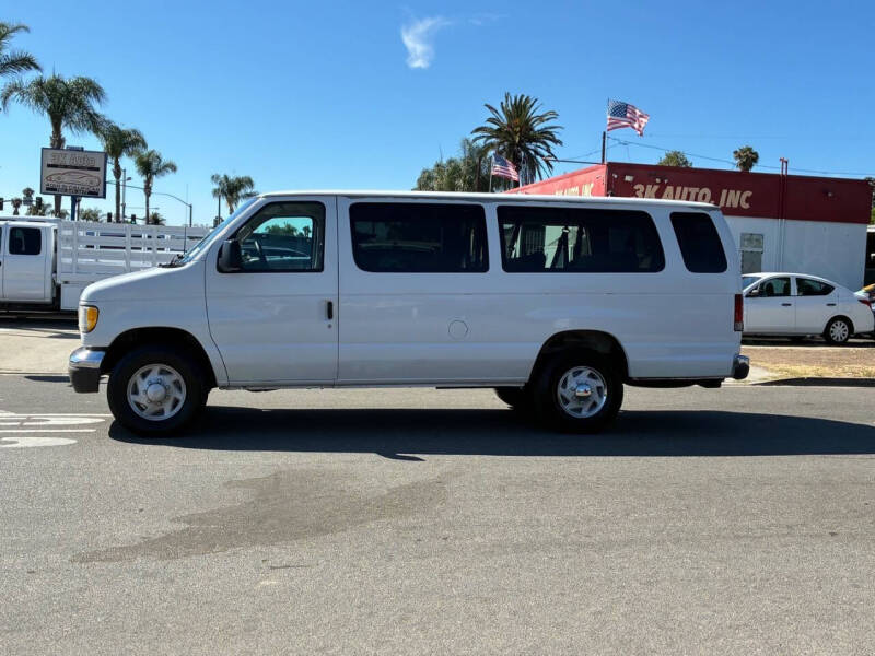 2003 Ford E-Series E-350 SD XLT