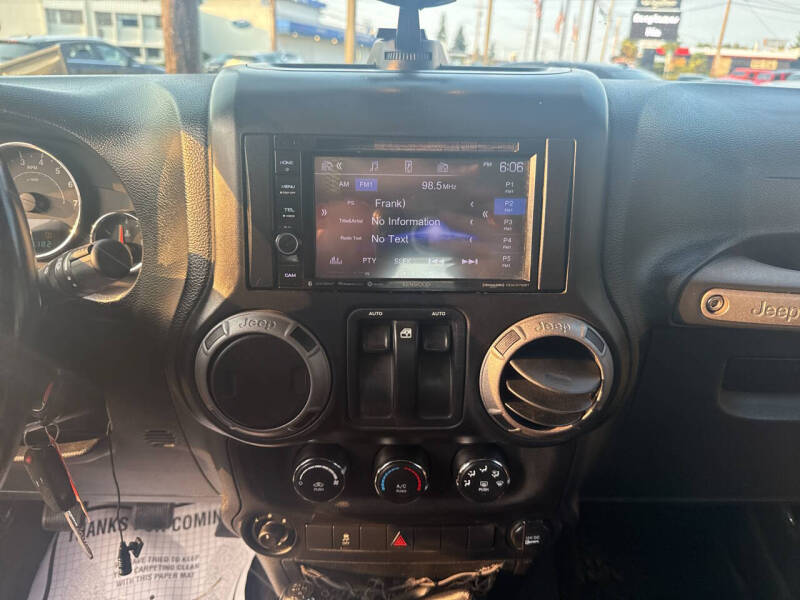 2013 Jeep Wrangler Sport